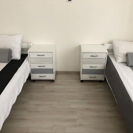 Mija Apartman S Vinnym Sklipkem, Zahradou A Grilem Kájov Exteriör bild
