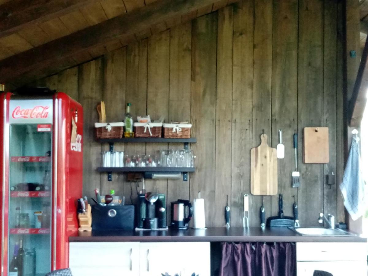 Mija Apartman S Vinnym Sklipkem, Zahradou A Grilem Kájov Exteriör bild